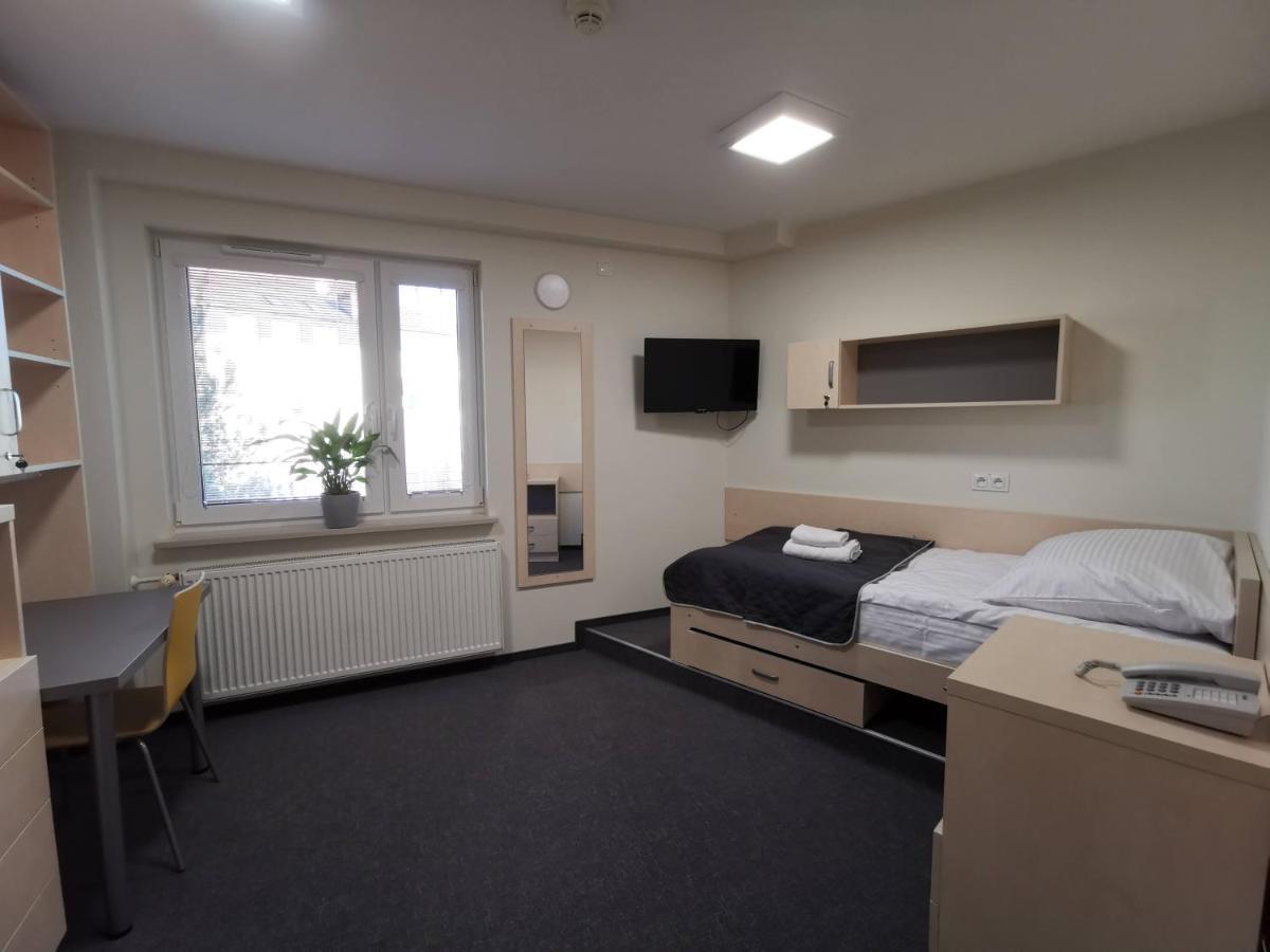 Dom Studencki Zaulek Hostel Krakow Ngoại thất bức ảnh